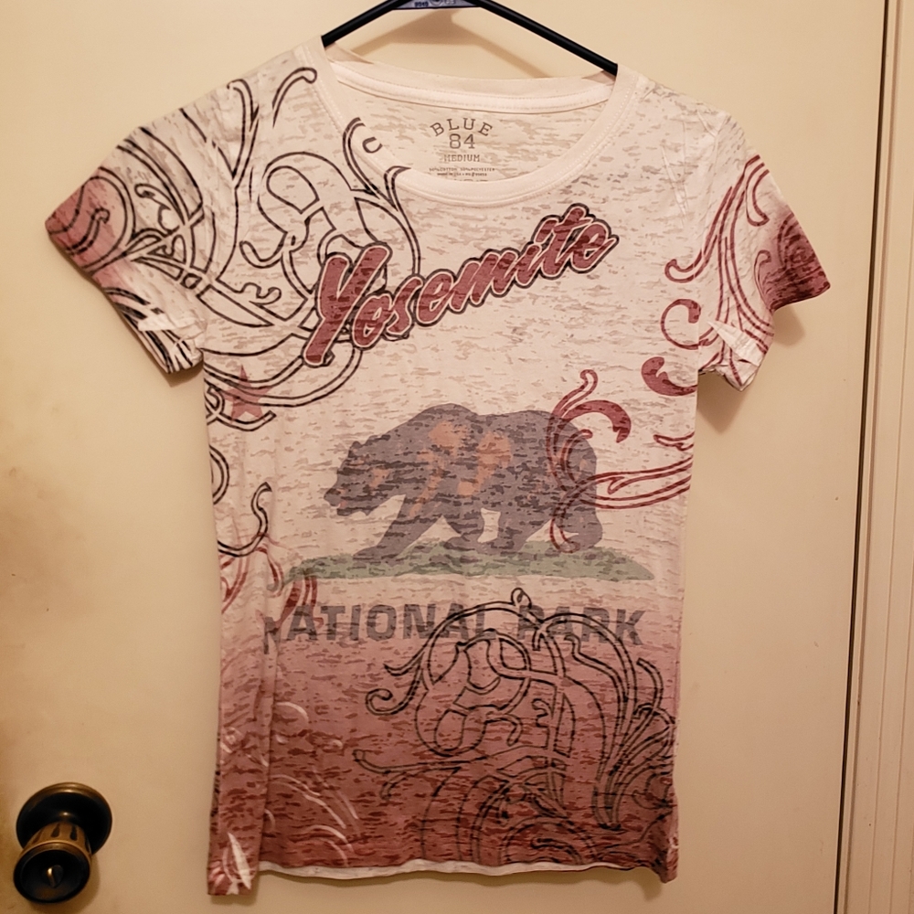 Yosemite National Park Fitted Tee